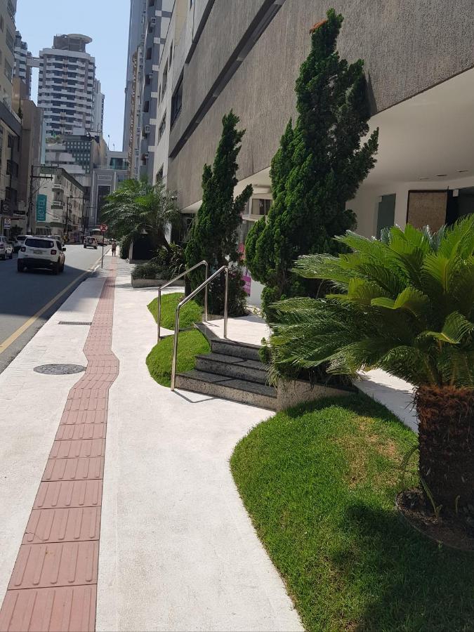 Apto Centro 200 Mts Atlantico Shopping E Praia Balneário Camboriú Zewnętrze zdjęcie